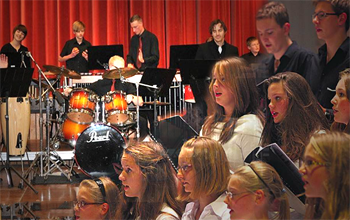 Percussion und Cantus Juvenum